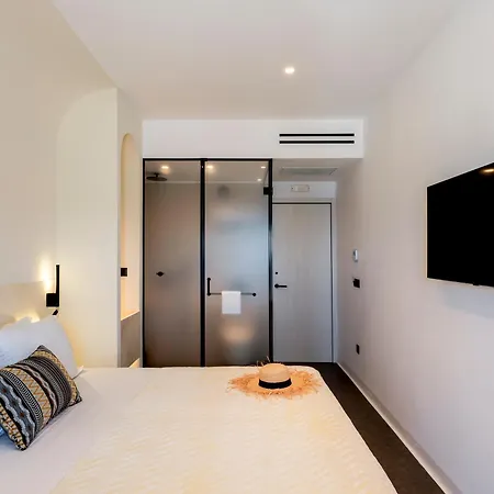 Yalos Sunset View Private