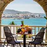 Oda ve Kahvaltı Yalos Sunset View Private 4*