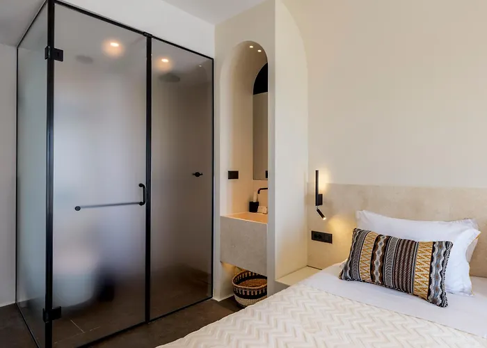 Yalos Sunset View Private 住宿加早餐酒店 4*