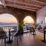 Yalos Sunset View Private 4* Mykonos Town