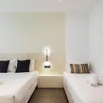 Yalos Sunset View Private Bed & Breakfast 4*