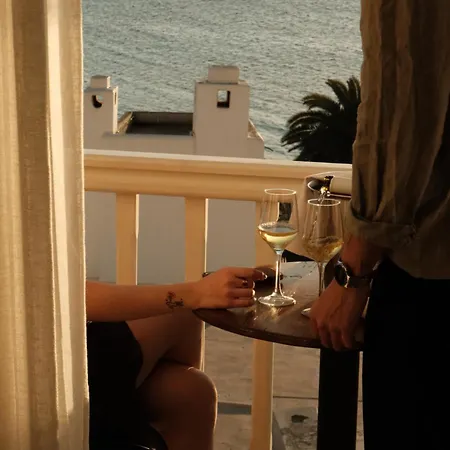 Yalos Sunset View Private Oda ve Kahvaltı *