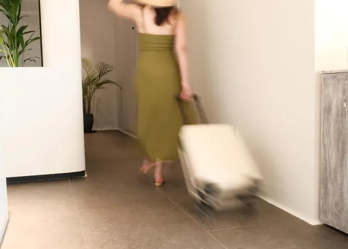 Yalos Sunset View Private